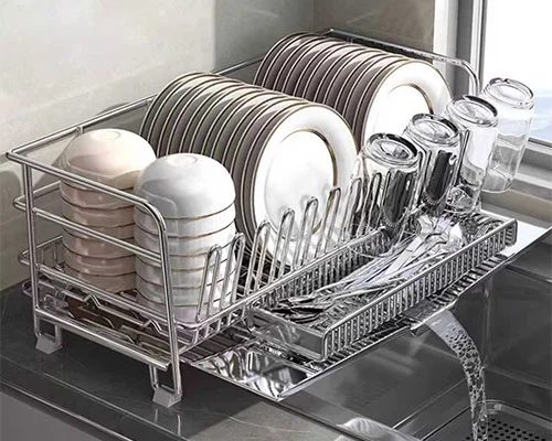La unidad de almacenamiento de cocina de metal eficiente gana popularidad
